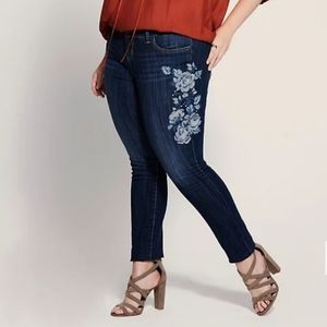Torrid Floral Embroidered Skinny Jeans 14